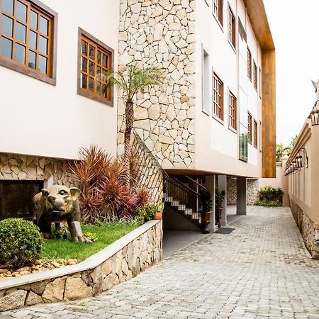 Espaco 250 - Apto Mobiliado, 3 Quartos, Sendo Uma Suite, Banheiro Social, Cozinha Completa, Sala De Estar, Ar Condicionado, Tv E Internet Tiradentes Dış mekan fotoğraf