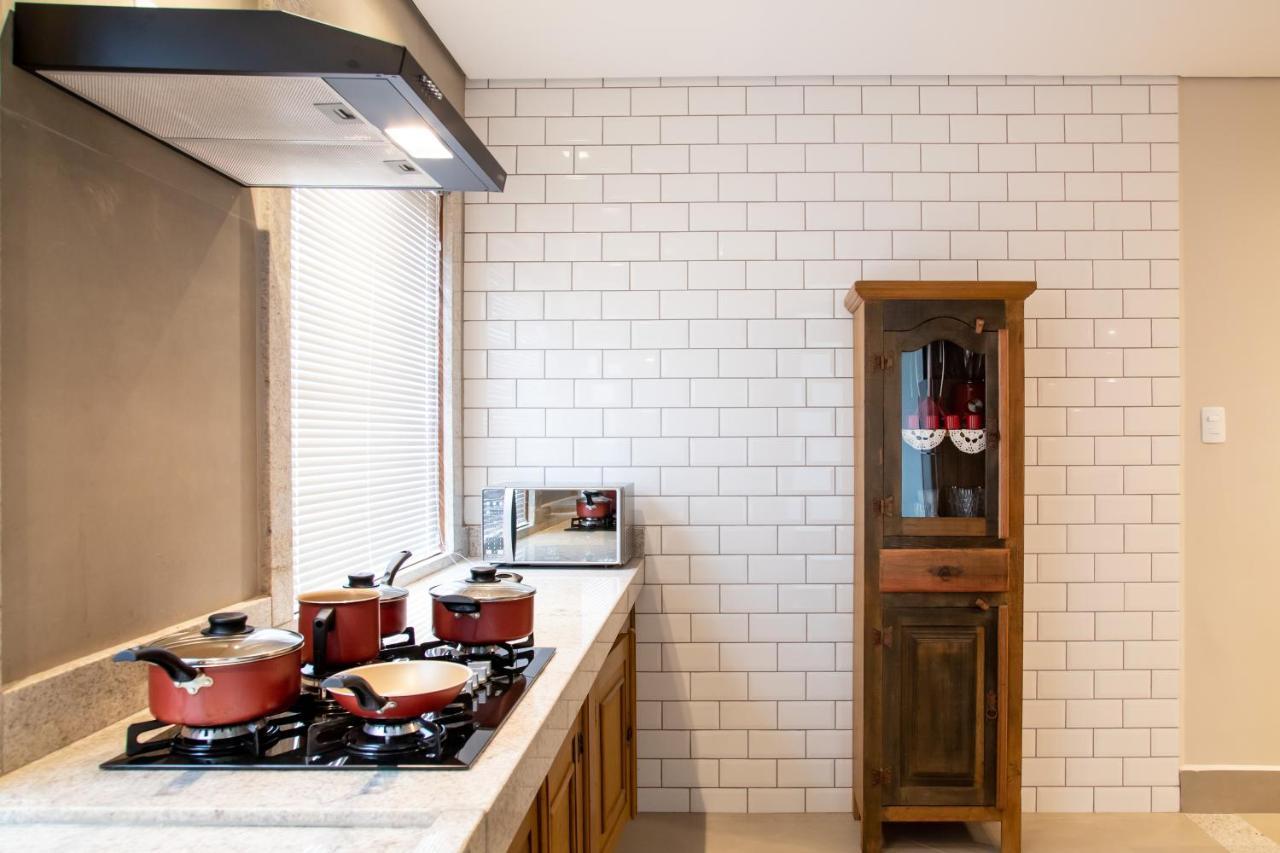 Espaco 250 - Apto Mobiliado, 3 Quartos, Sendo Uma Suite, Banheiro Social, Cozinha Completa, Sala De Estar, Ar Condicionado, Tv E Internet Tiradentes Dış mekan fotoğraf