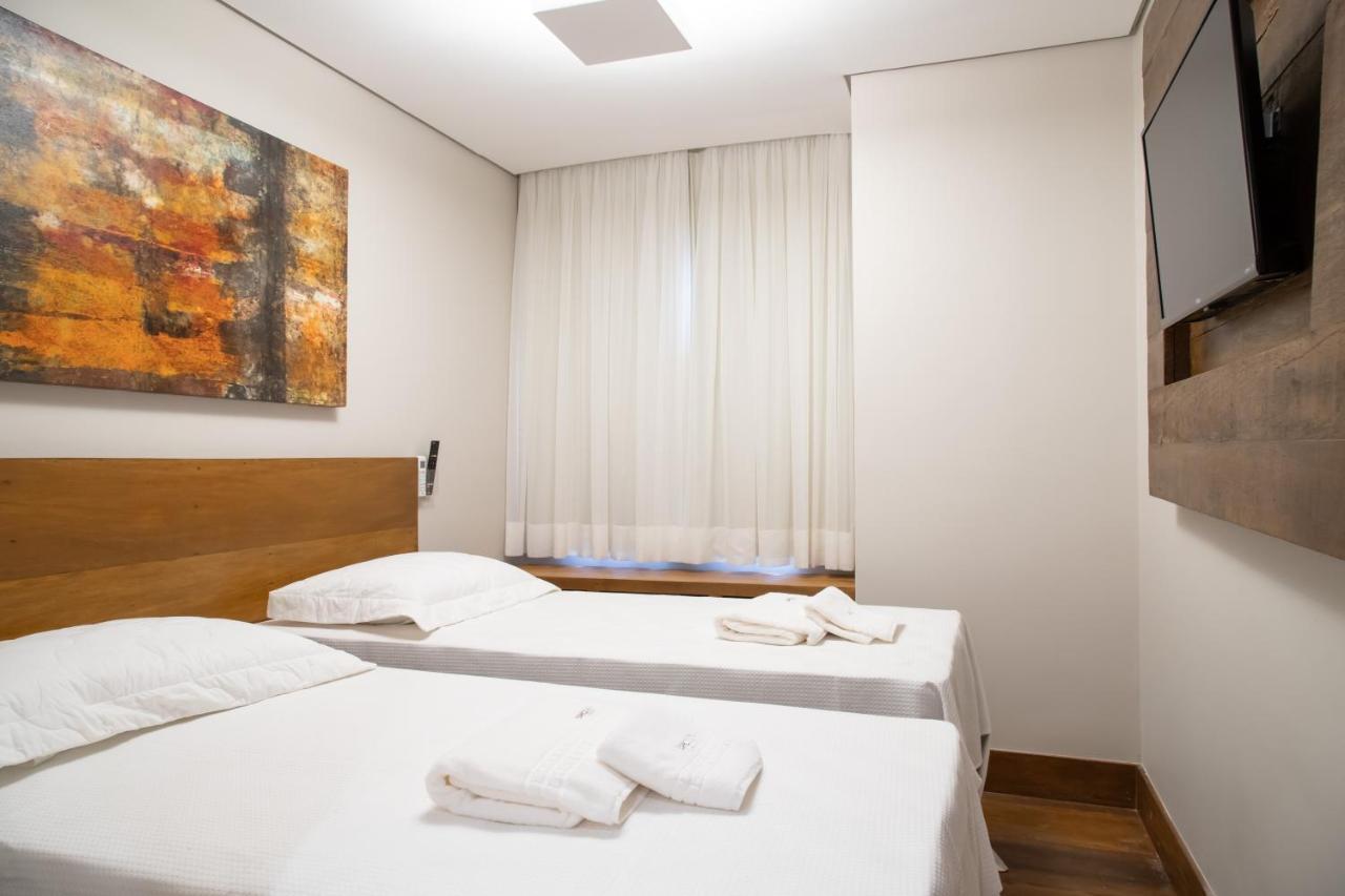 Espaco 250 - Apto Mobiliado, 3 Quartos, Sendo Uma Suite, Banheiro Social, Cozinha Completa, Sala De Estar, Ar Condicionado, Tv E Internet Tiradentes Dış mekan fotoğraf